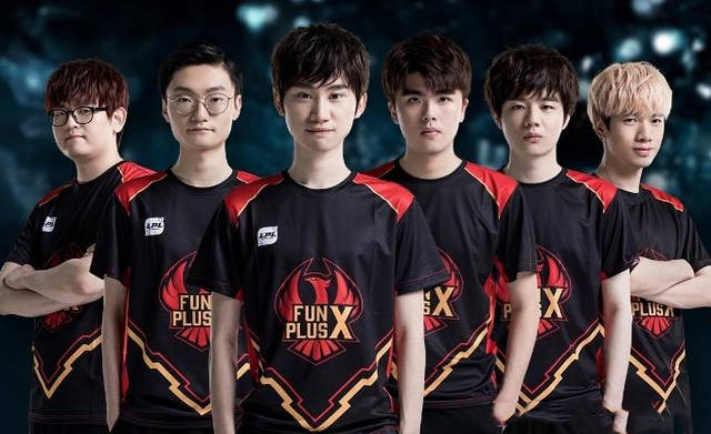 新闻发布会 新闻发布会